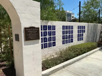 Exterior Signage Photo
